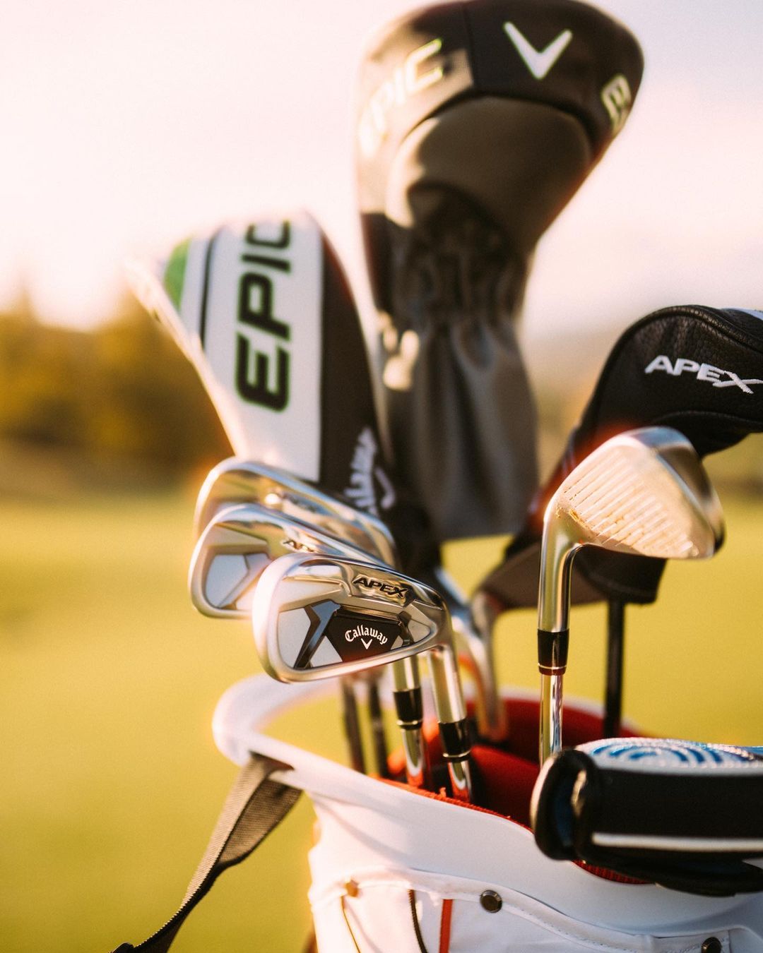 How Golf Bags for Sale Protect Your Golf Shafts and Extend the