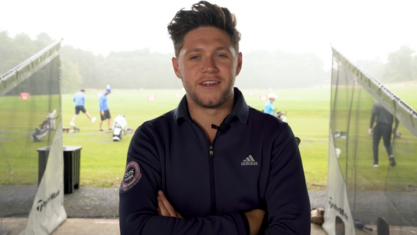 Niall Horan Takes On The Pressure Putt Challenge!