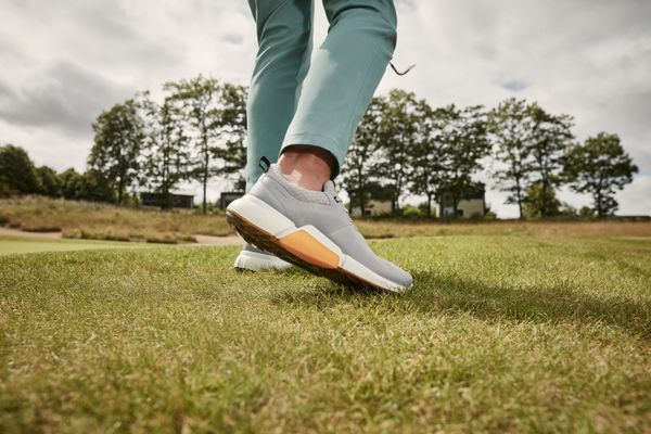 NEW: ECCO Golf Biom H4 Shoes