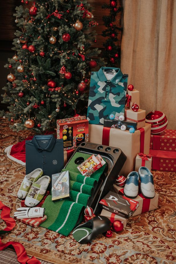 Top Stocking Fillers For Golfers 2021